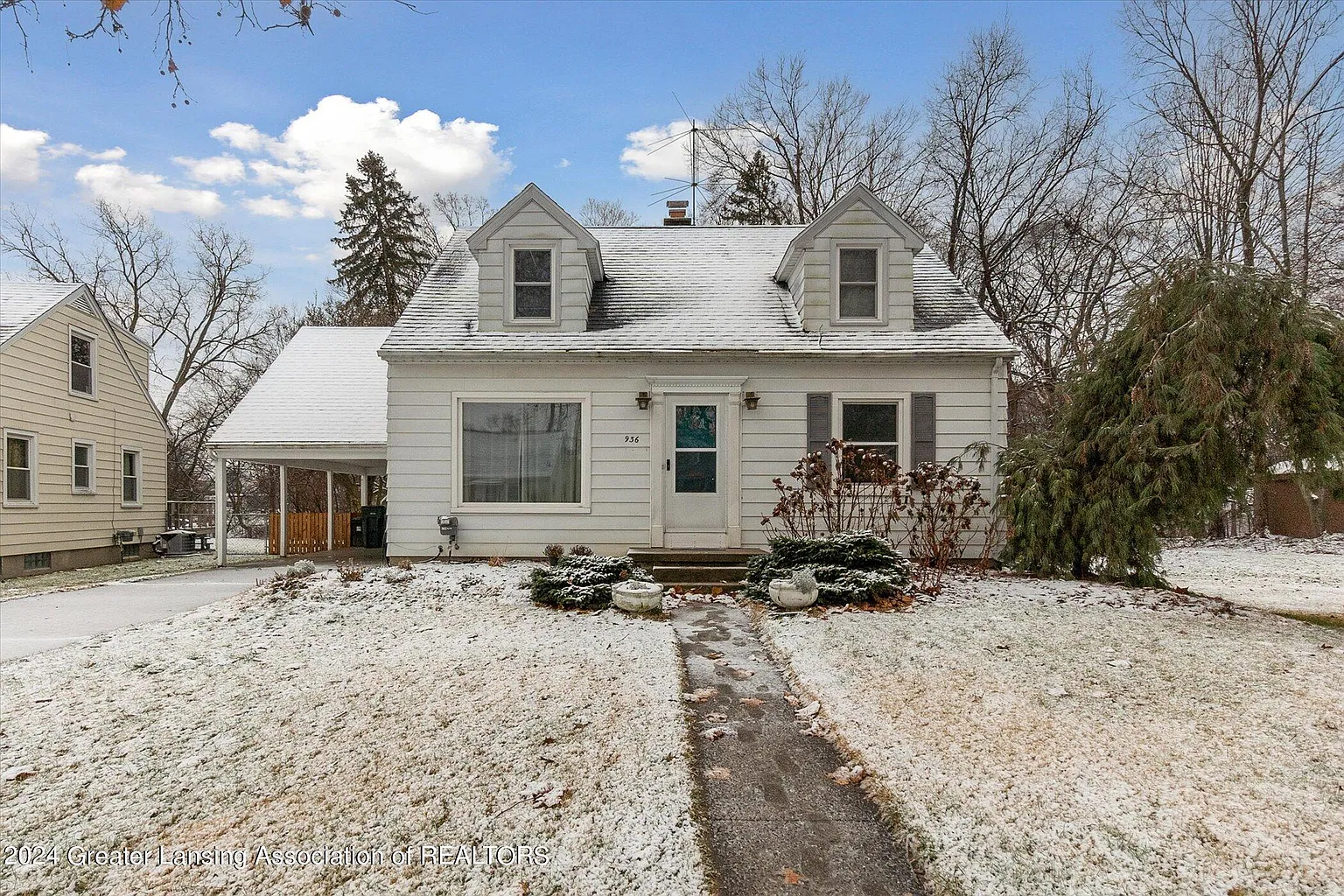 936 S Dexter Dr photo 1