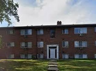2911 Harwick Dr APT 9, Lansing, MI 48917