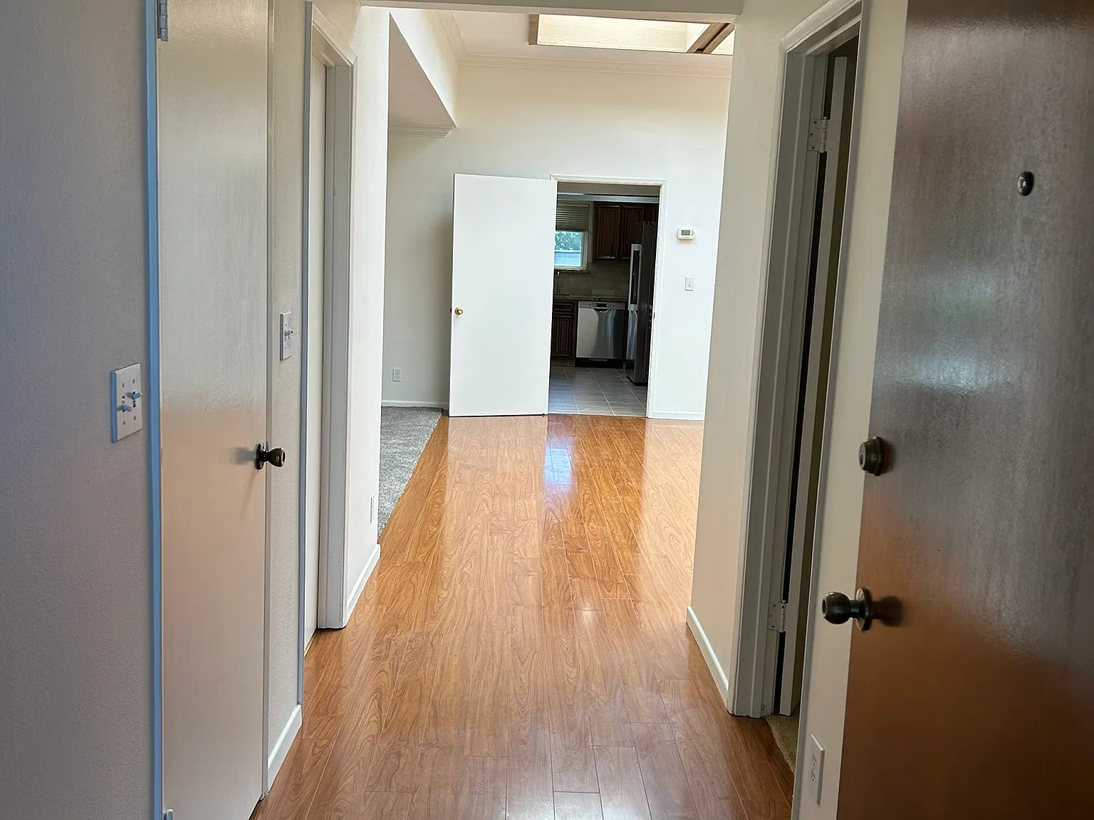 4 bed, 2278 sqft, $5,695 — Photo 3