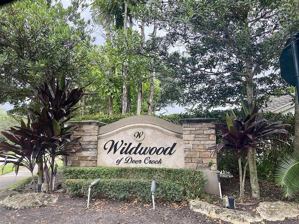 3 bed, 2.0 bath, 1679 sqft, $3,200 — Photo 1