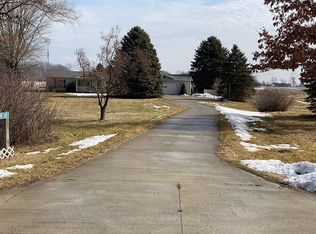 V526 County Road 6, Liberty Center, OH 43532