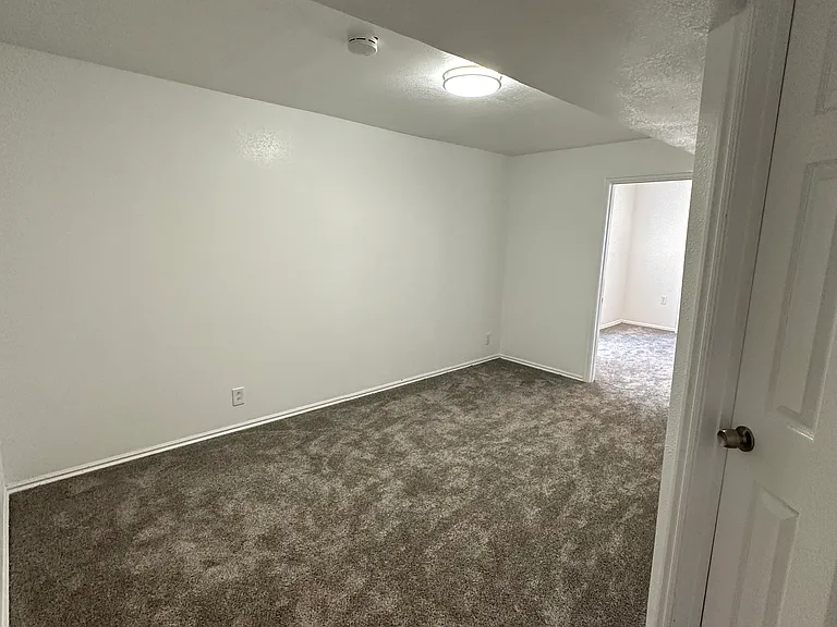 163 Skyline Dr — Photo 16