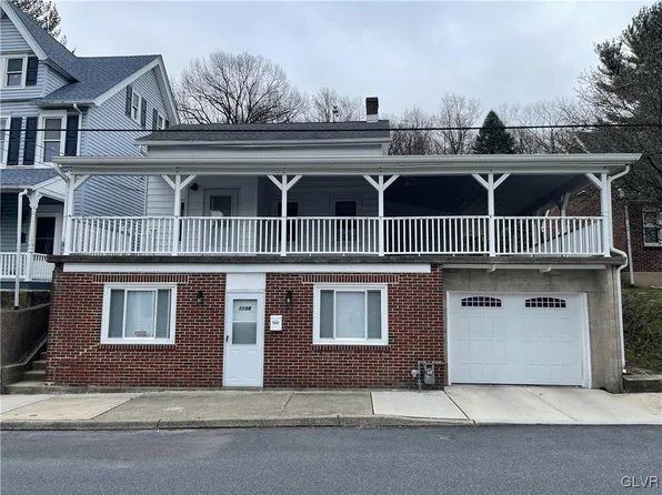 1138 Moravia St, Fountain Hill, PA 18015