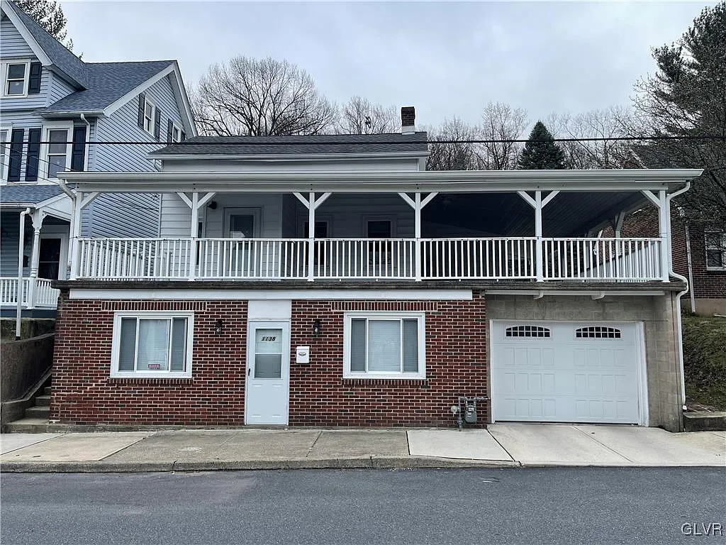 1138 Moravia St photo 1