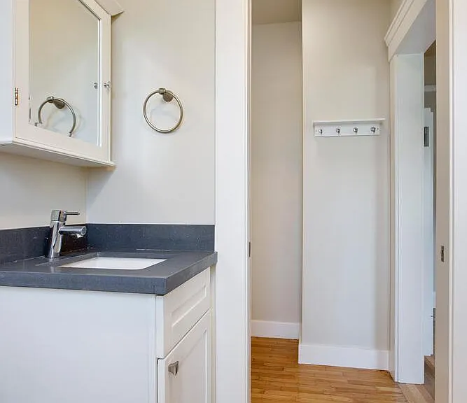 1525 Spruce St #38 — Photo 8