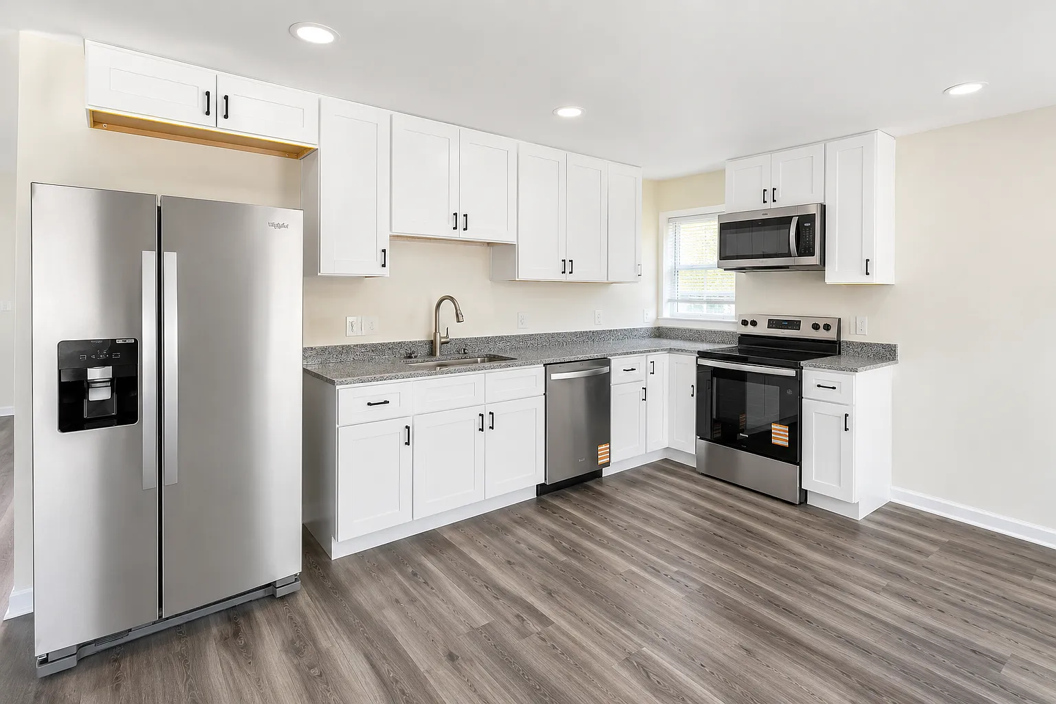 19 Maplewood Street - 1 — Photo 3