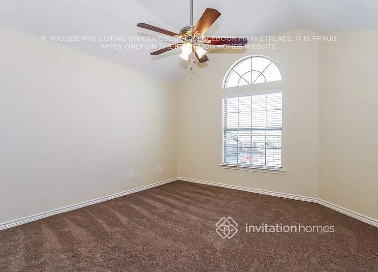 6829 Muleshoe Ln — Photo 4