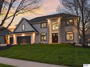 16626 Jones St, Omaha, NE 68118