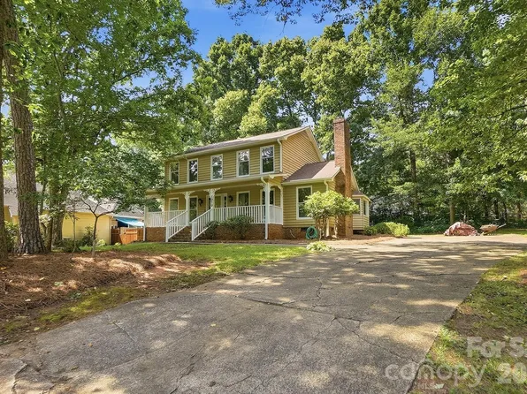1070 Peachtree Ln, Fort Mill, SC 29715