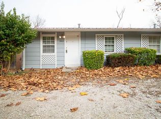 2012 S Ashwood Ave, Fayetteville, AR 72701
