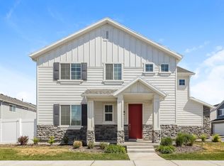 1712 W Parkview Dr, Syracuse, UT 84075