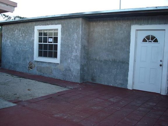 5th image of 3641 NW 102nd St