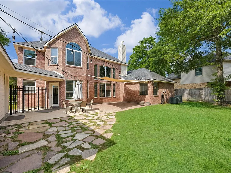 13518 Via Chianti Ln — Photo 27