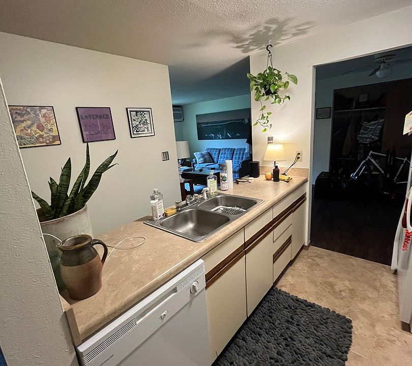 2nd image of 810-920 Benton Dr #906-13