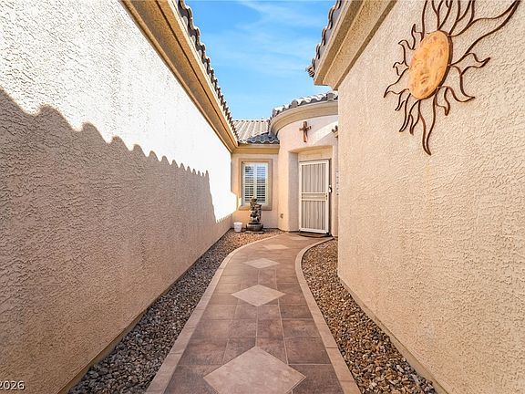 4th image of 5536 Criollo Dr