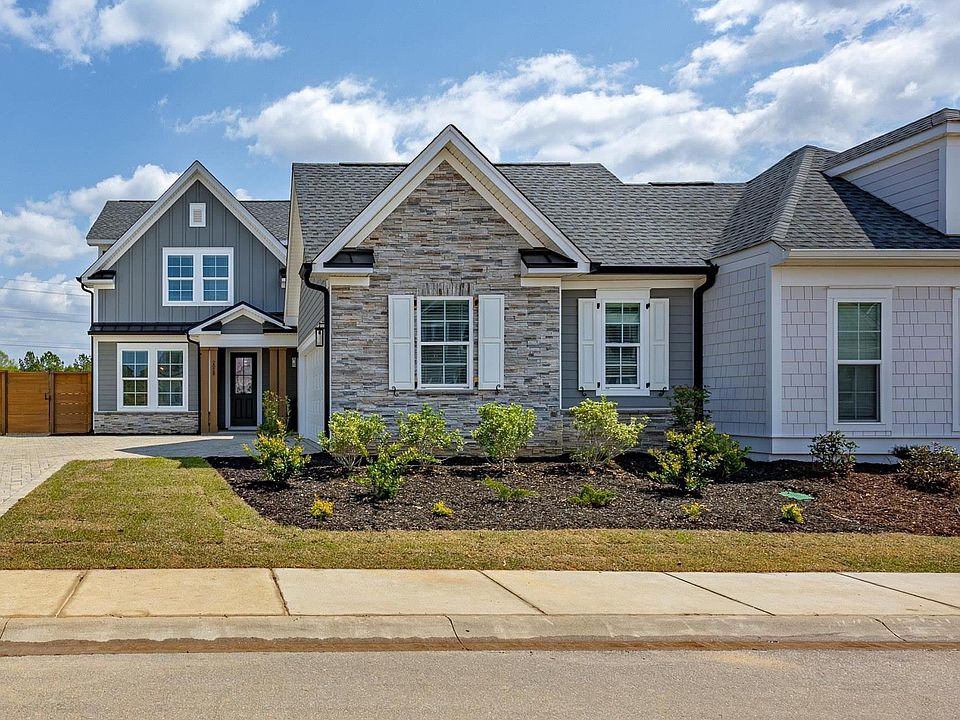 1st image of 2028 Shallow Bluff Ct
