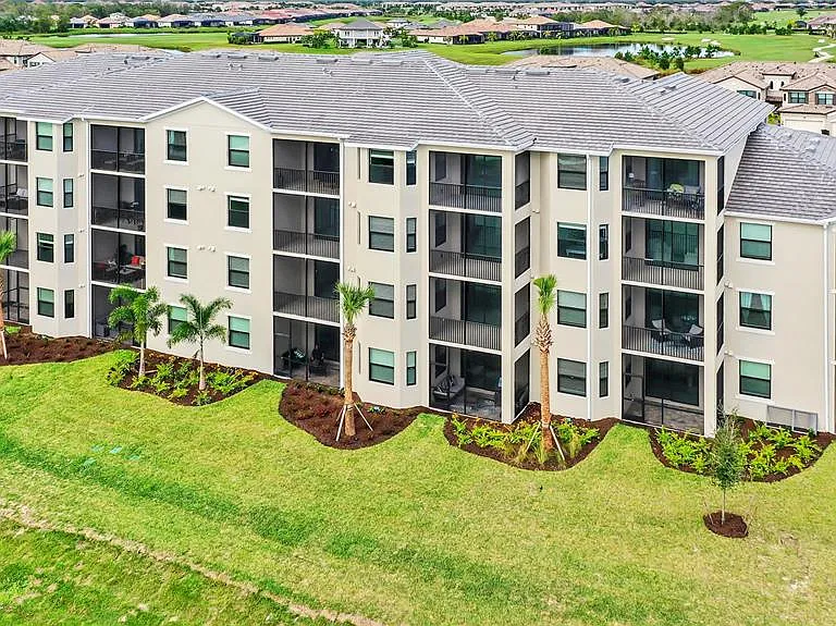 18114 Gawthrop Dr #201 — Photo 22