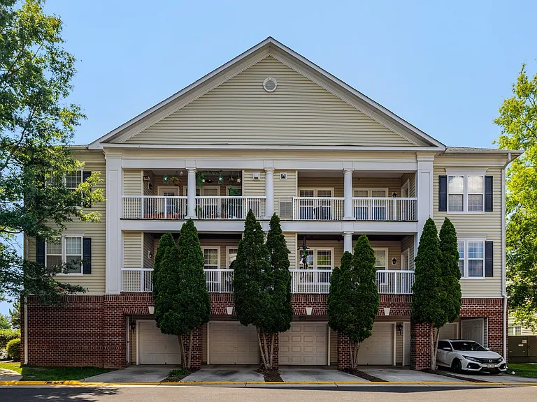42421 Rockrose Sq #101 — Photo 40