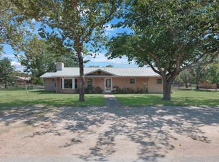 661 W South St, Bertram, TX 78605