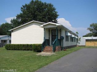 915 E Brookline St, Winston Salem, NC 27107