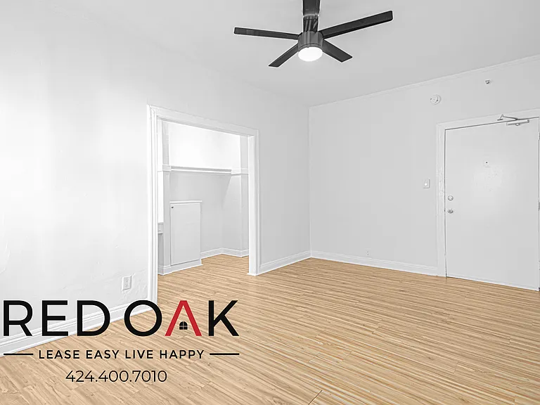 1839 W 12th St #304 — Photo 4