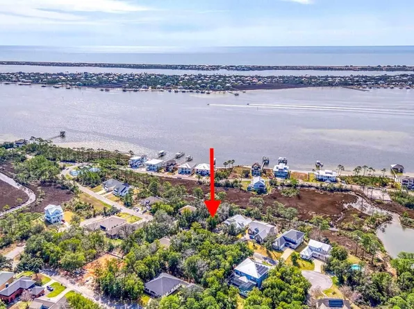 16265 Narwhal Dr, Perdido Key, FL 32507