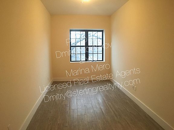 4th image of 3033 Steinway St #3