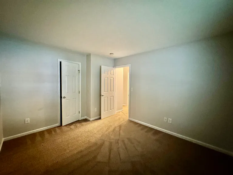 612 Oak Grove Rd — Photo 16