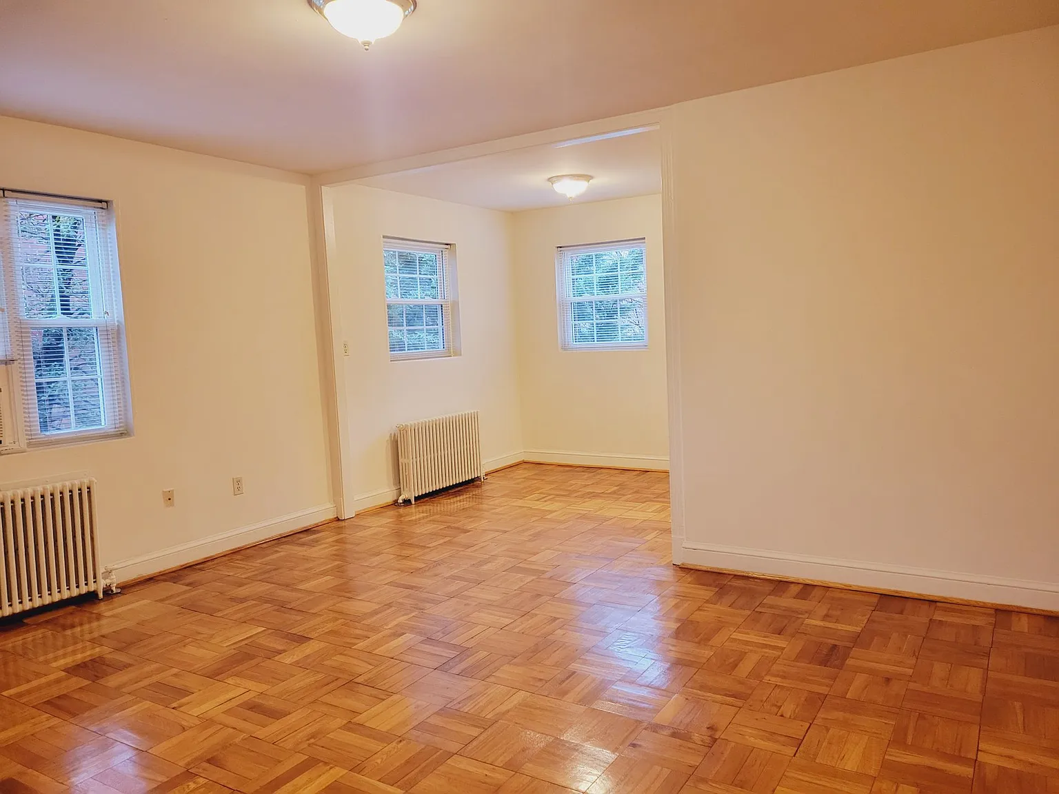Boulevard Courts Apartments — Photo 3