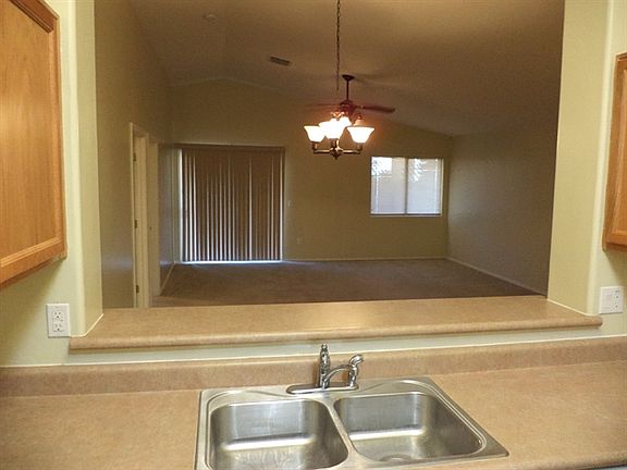 5th image of 955 E Stronghold Canyon Ln