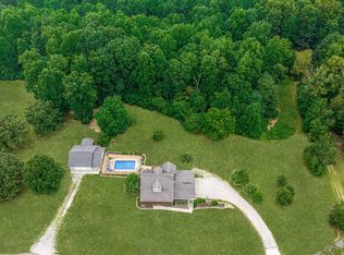 891 Ford Rd, White Bluff, TN 37187