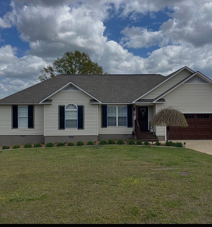 66 Rachael Ln - Property Image
