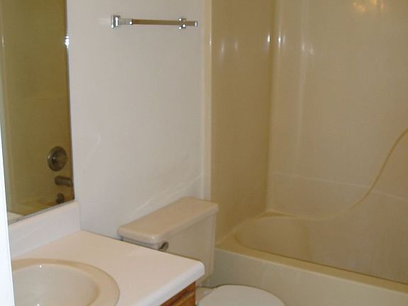 5th image of 2317 Acorn St