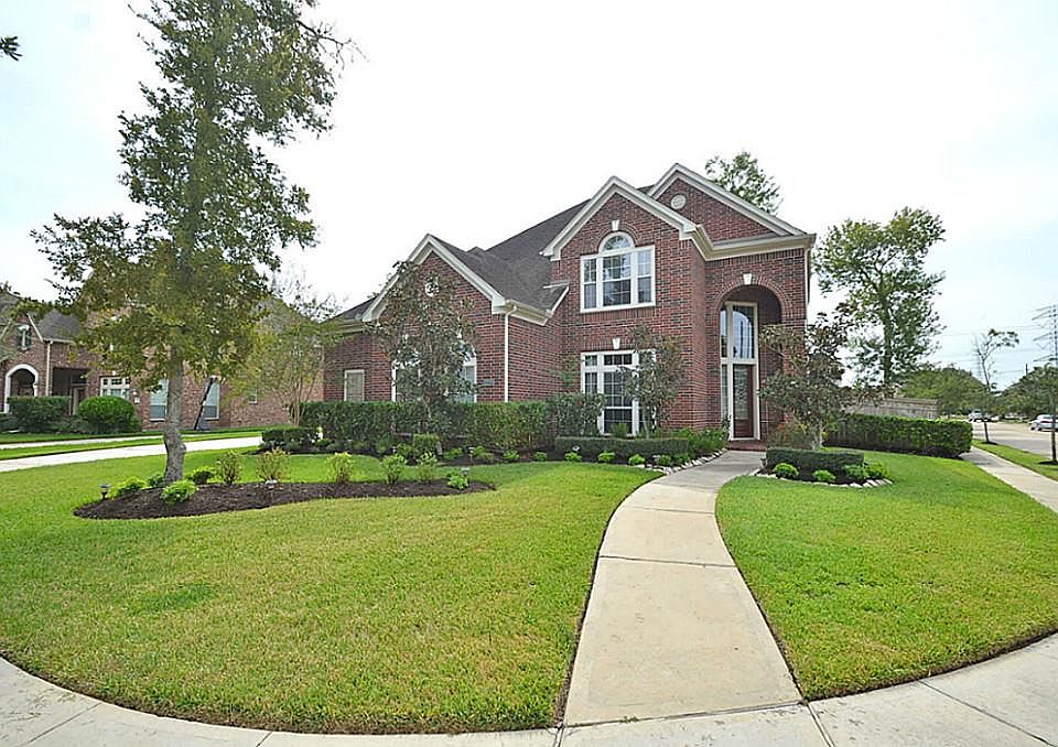 1st image of 2319 Cezanne Cir