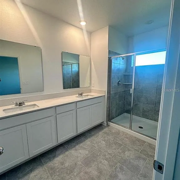 3137 Laurent Loop — Photo 11
