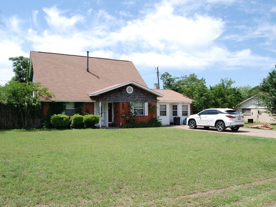 1st image of 2506 SE 15th St