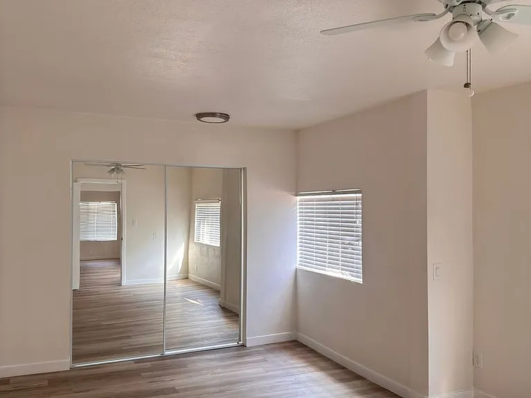 1060 McFarland Ave — Photo 35