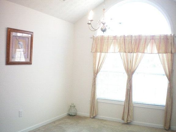 5th image of 108 Bristol Woods Dr