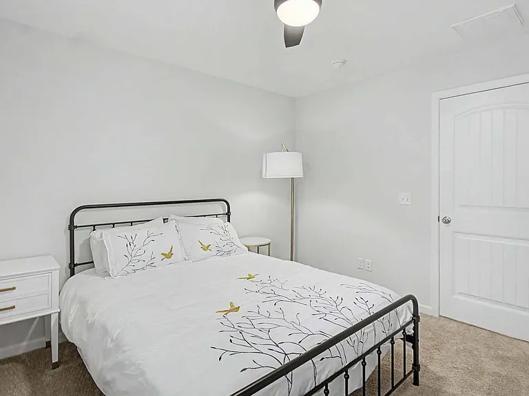 160 Spring Hill Dr — Photo 25