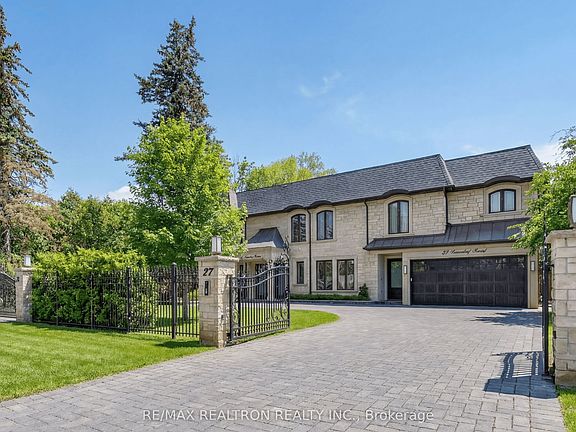 2nd image of 27 Laureleaf Rd