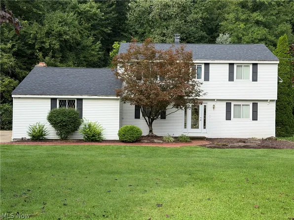 8094 Rolling Brook Rd, Northfield, OH 44067