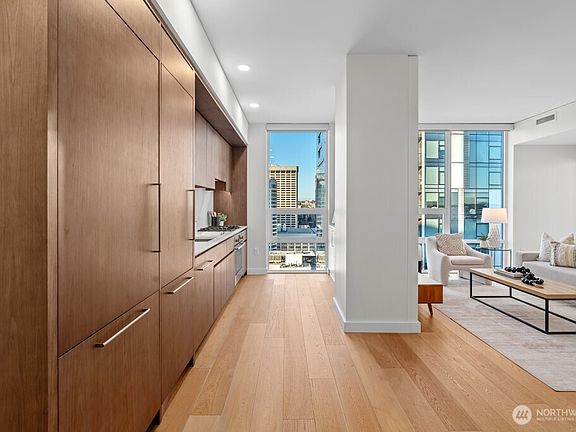 3rd image of 121 Stewart Street #2202