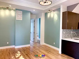 Rented by Aron Fried, LREB