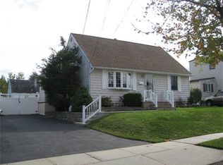 103 Johnson St, Fords, NJ 08863