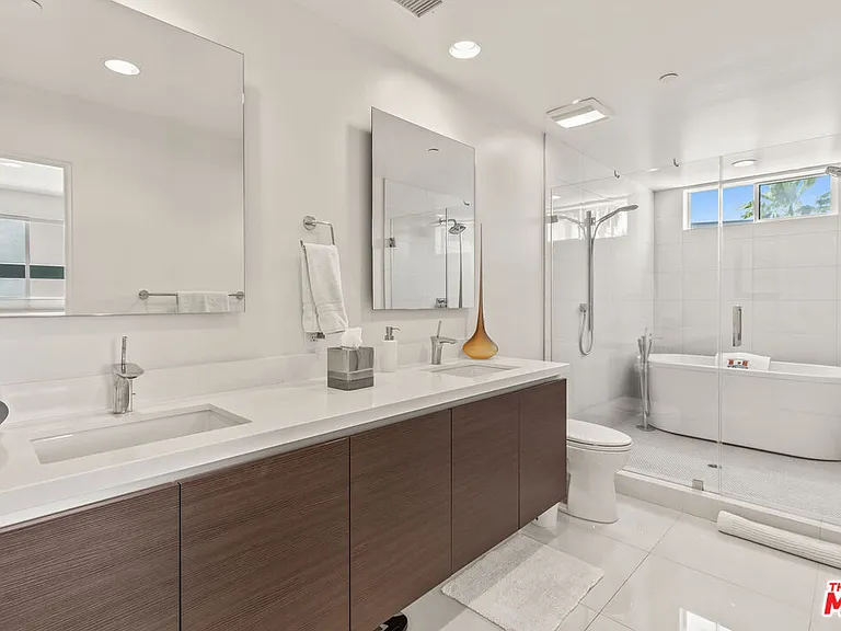 1052 Audrey Dr — Photo 23