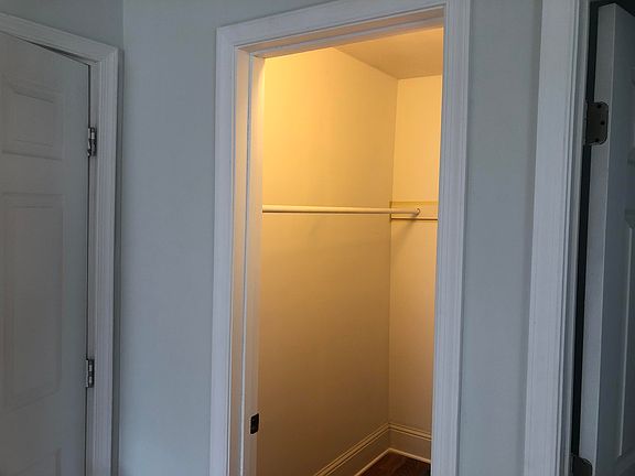 5th image of 1449 Leon St NW