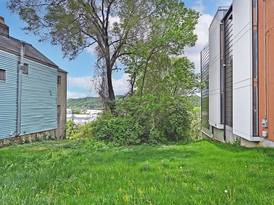 2nd image of 2831 Hoff Ave