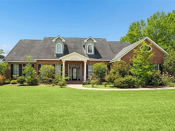 2nd image of 60168 Peach Orchard Rd