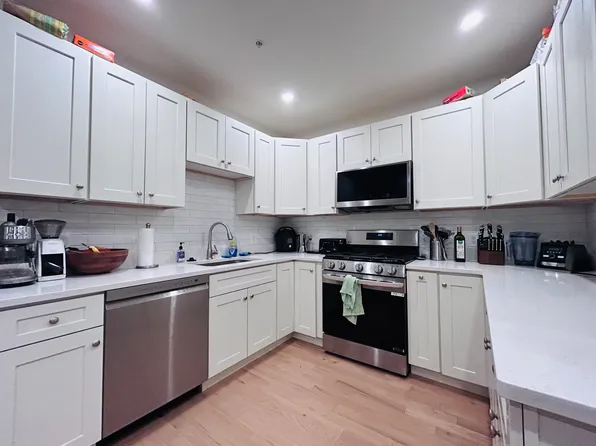 95 Baxter St APT 1, South Boston, MA 02127