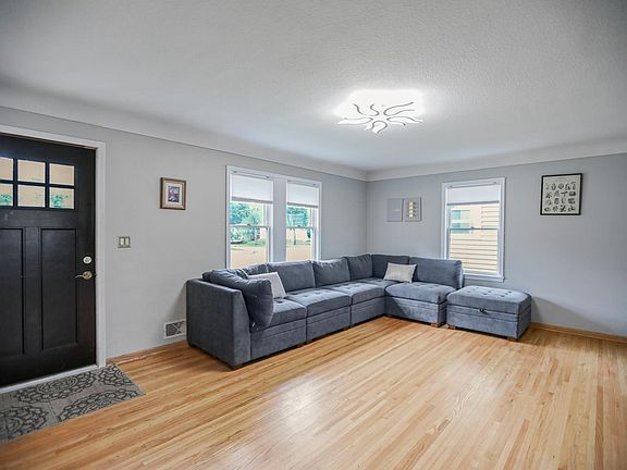 2nd image of 1273 Juno Ave